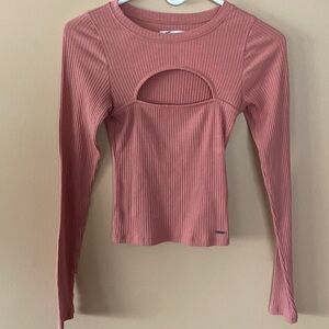 Hollister top